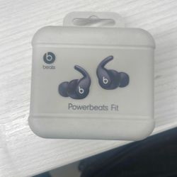 Powerbeats Fit