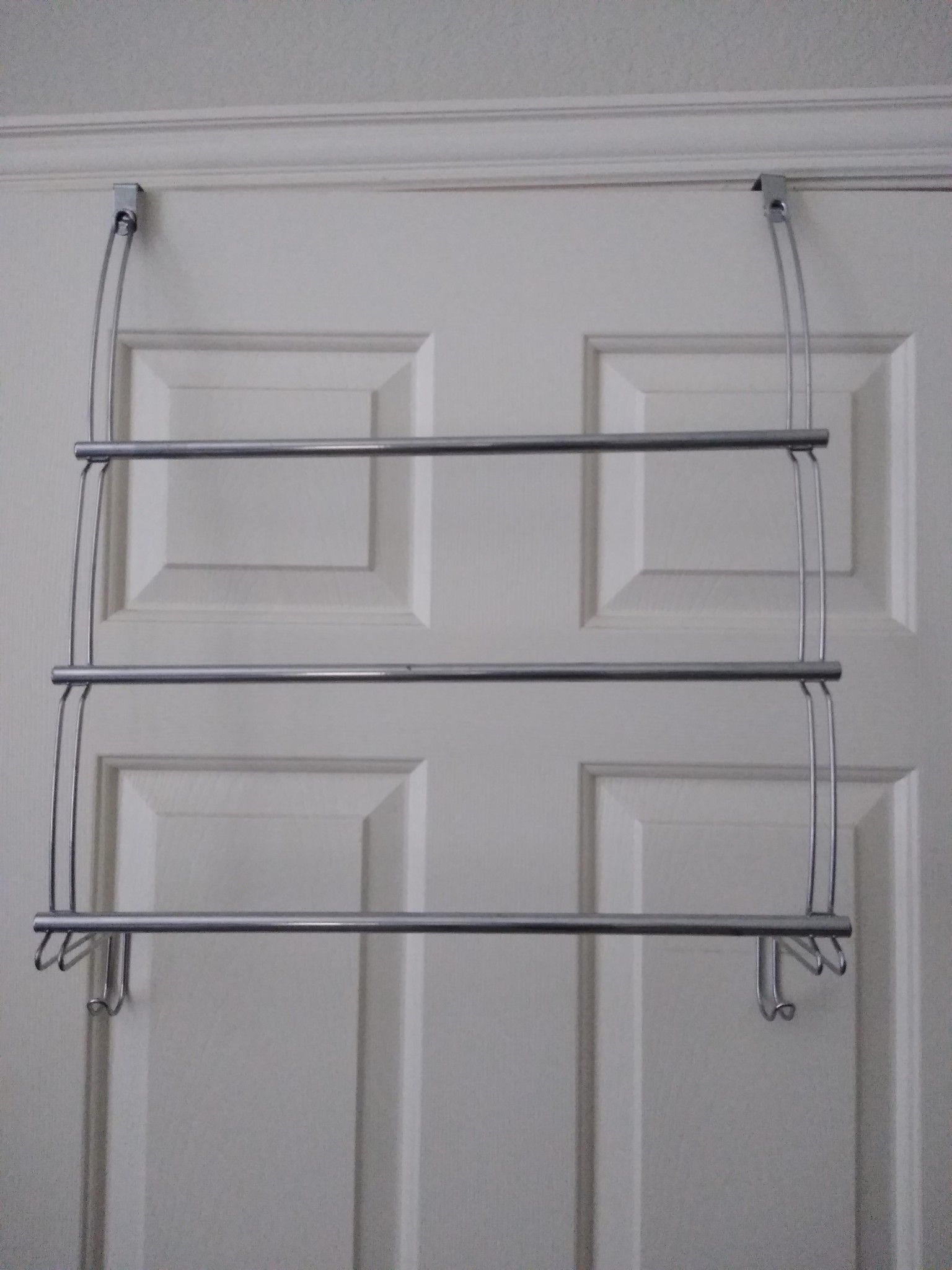 Over door 3-tier towel rod