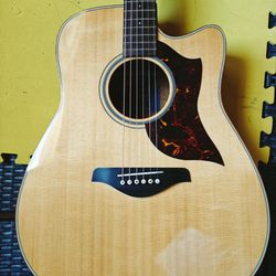 Yamaha A1M Cutaway Acoustic-Electric Guitar With Accessories
