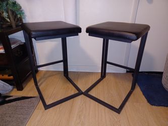 Need extra seats for your awards party?