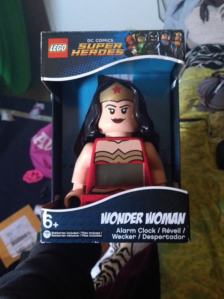 Wonder Woman Clock