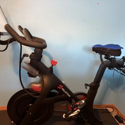 Pelaton plus accessories 