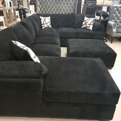 Huge Black Sectional..✅ We Take Payments.. ✅No Credit Needed 