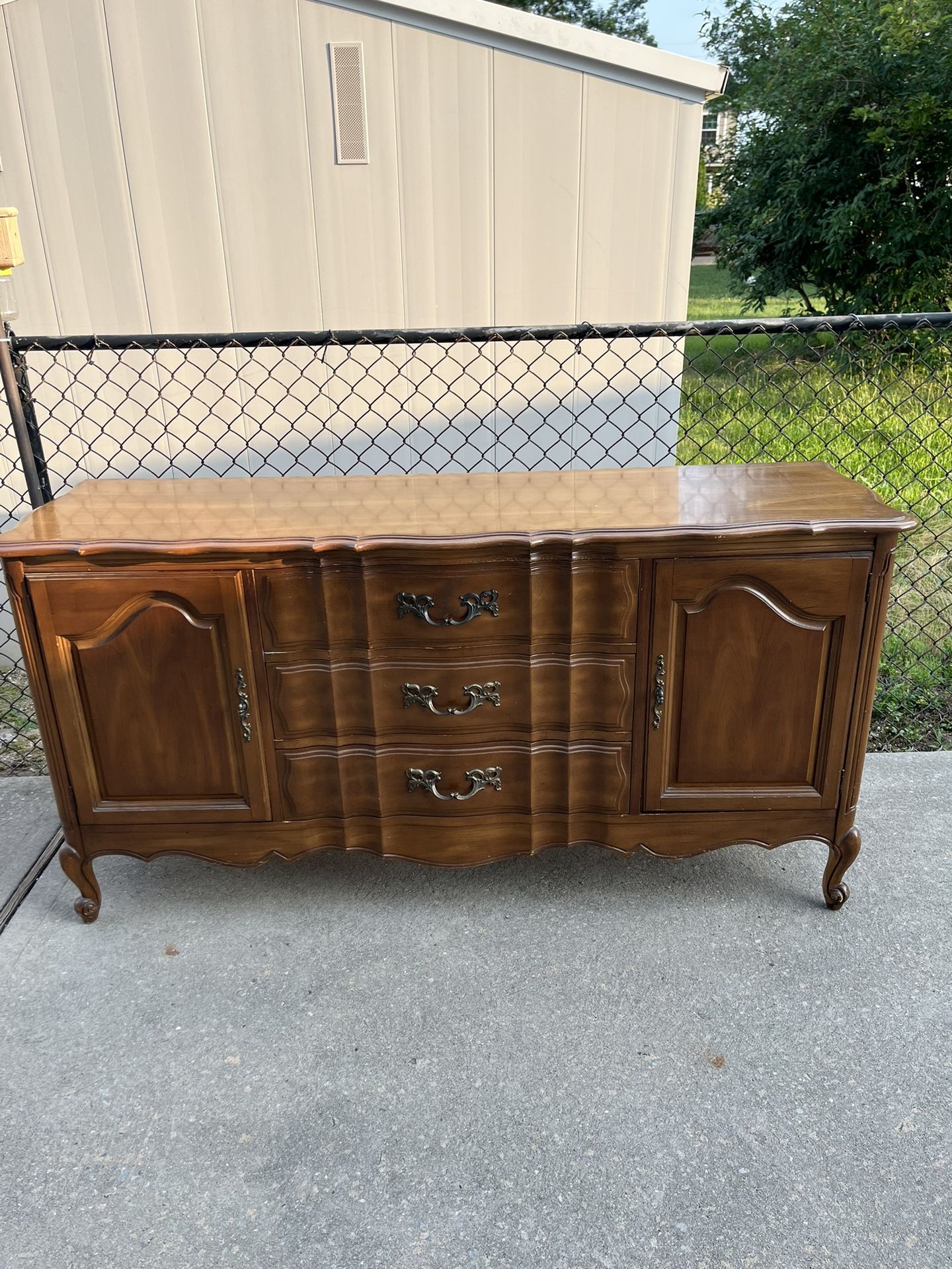 Wood Dresser