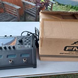 Fractal FM3 Turbo guitar processor and effects unit
