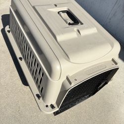 Dog Crate Kennel 28” Top Paw 