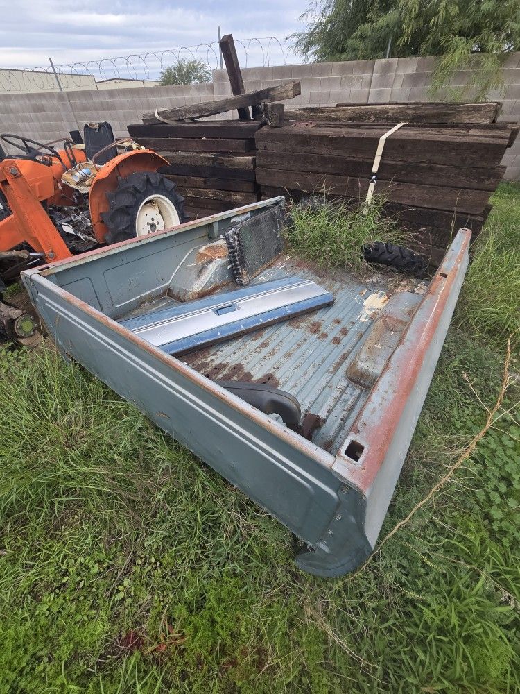 Gmc Long Bed And Tail Gate For C10 Squarebody 1(contact info removed)