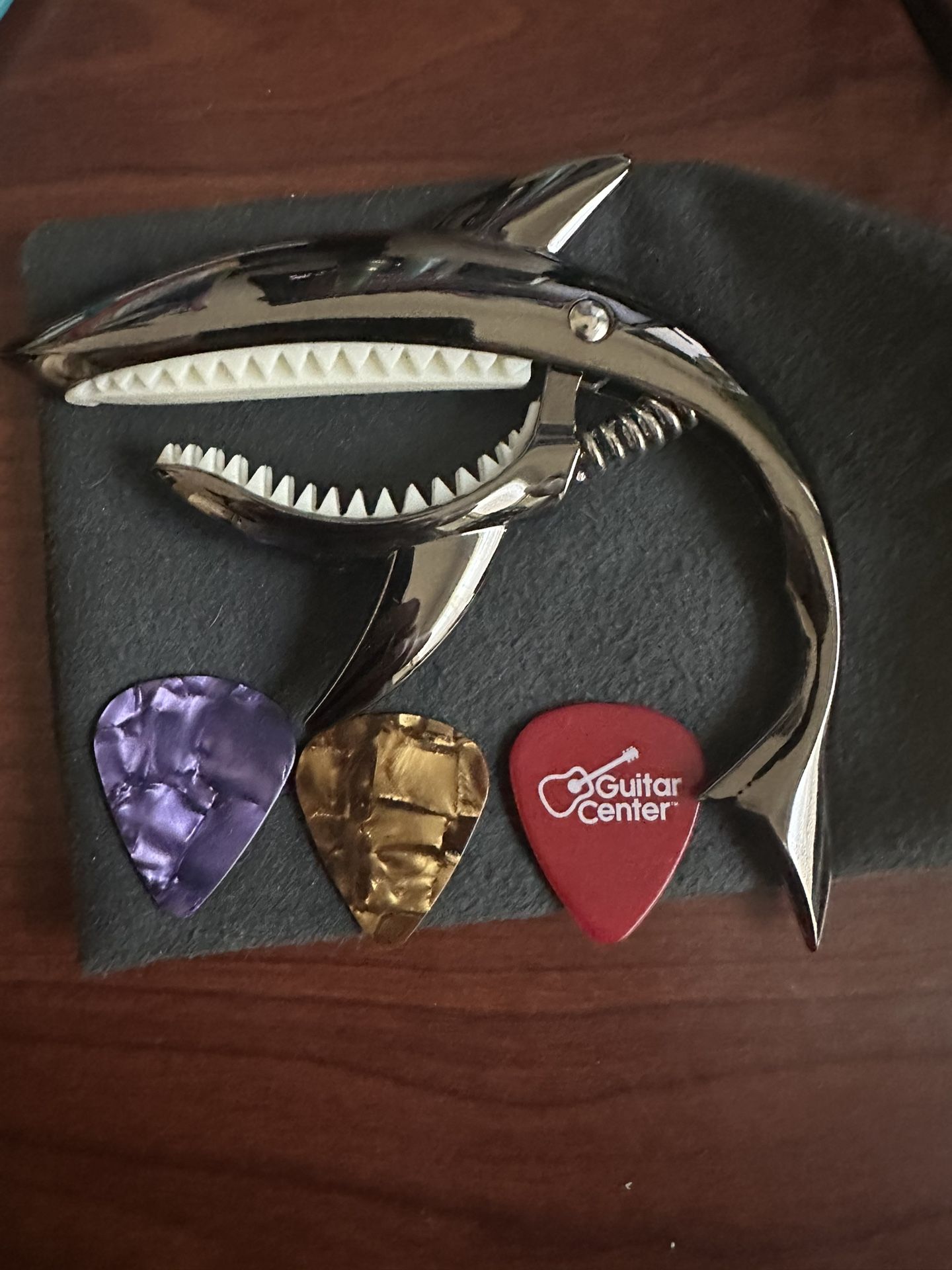 Shark Guitar Capo