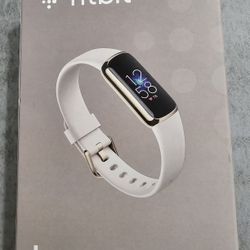 (NEW Sealed In Box) Fitbit Luxe Fitness & Wellness Tracker - Lunar White/Soft Gold Stainless Steel

