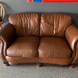 Sofa Se Piel /Leather Sofa 