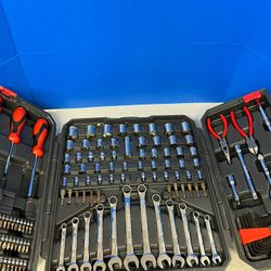 MECHANIC TOOL SET 150PC