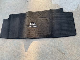 INFINITI QX80 REAR CARGO AREA FLOOR MAT