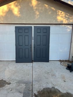 Double entry door