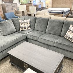 New Sectional 🔥🔥 AVAILABLE NOW