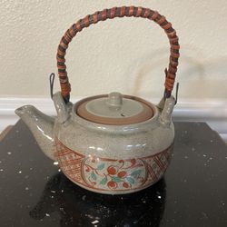Vintage 1950s Asian Stoneware Teapot with Handle5.5”x5”
