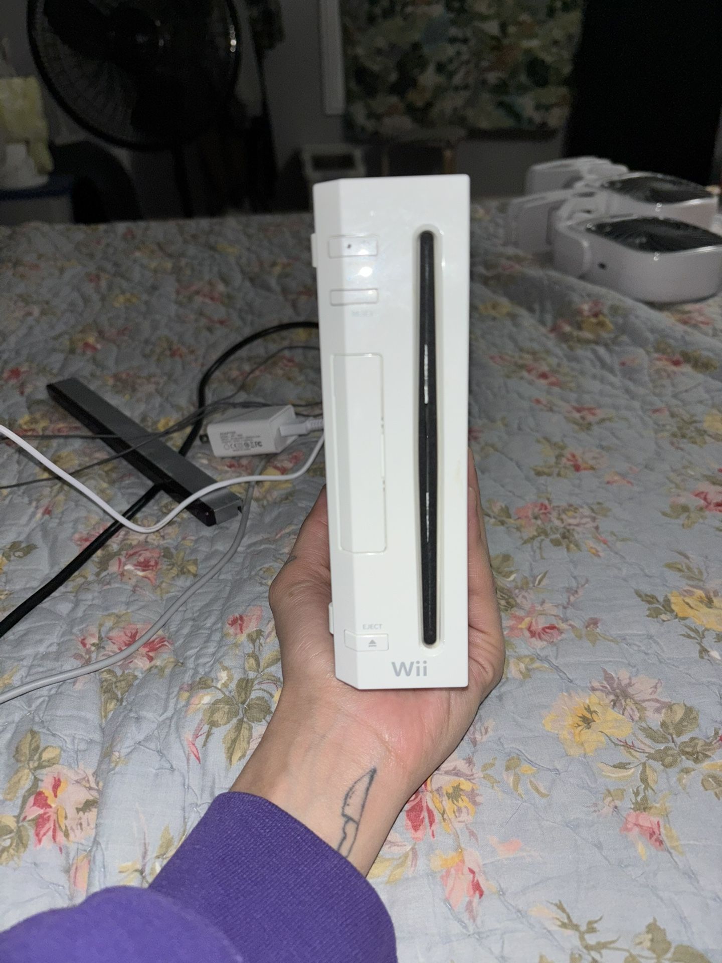 wii w games & accessories