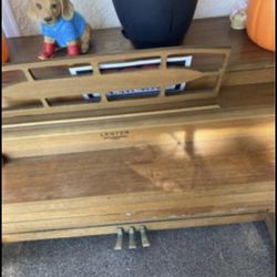 Lester Piano
