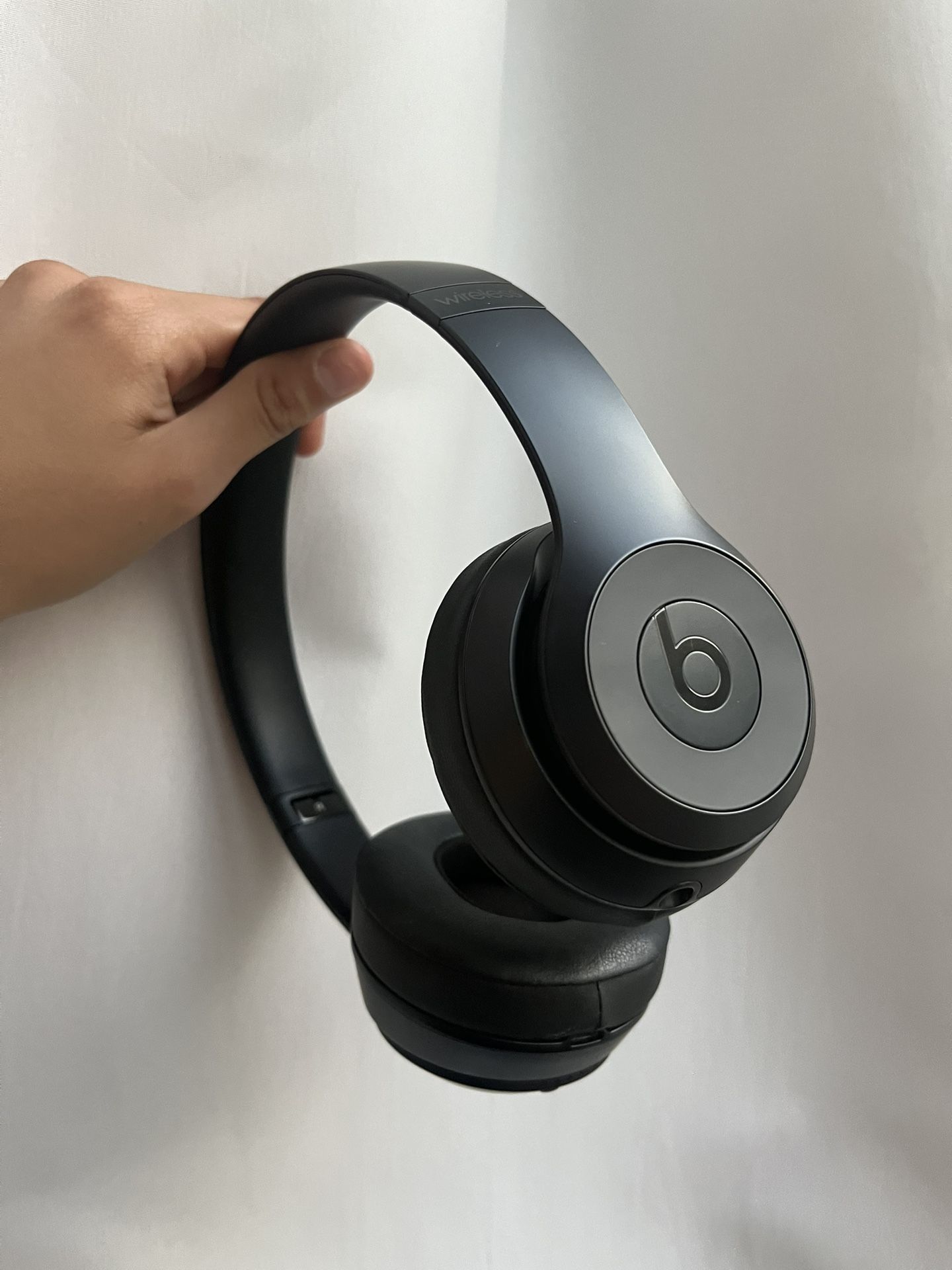 Beats Solo 4 Bluetooth Wireless