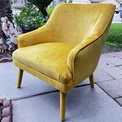 Brand New Mid Century Modern Velvet Accent Chair. Mustard Yellow. $125 Each 