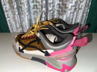 Off White Men’s Low Top Athletic Sneakers