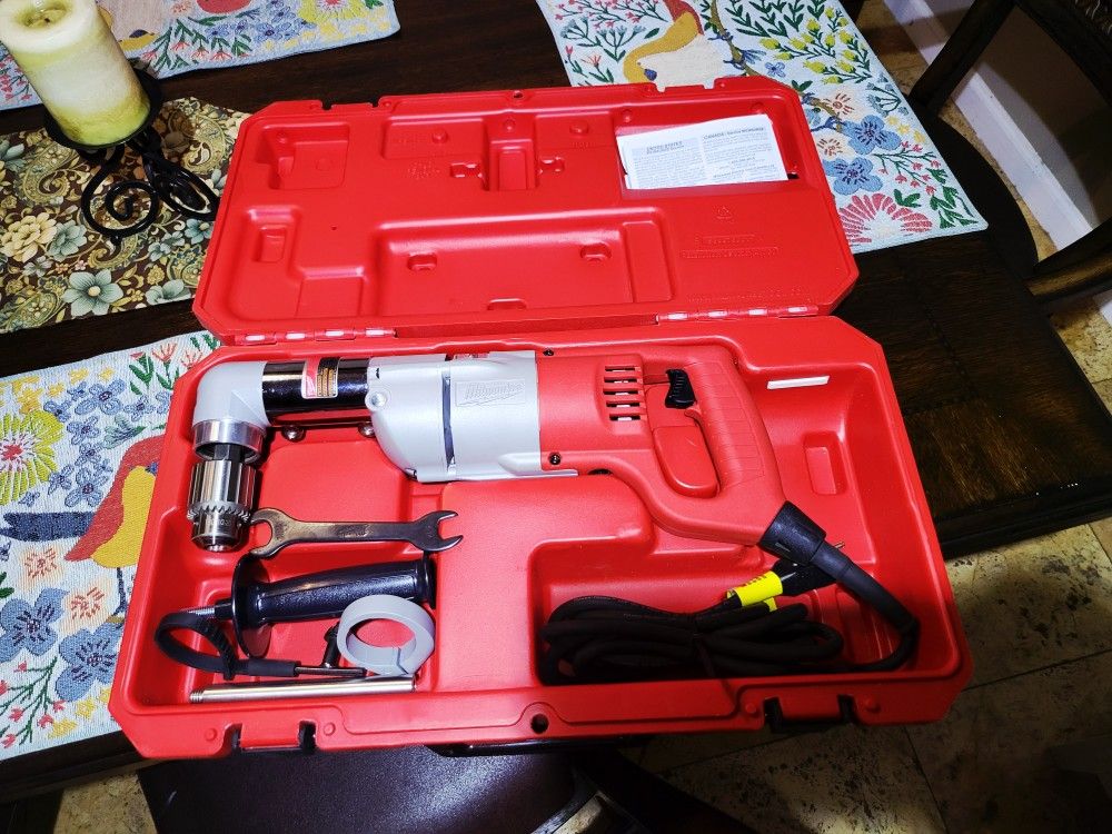 Milwaukee 7 Amp Corded 1/2 in. Corded Right-Angle Drill Kit with Hard Case