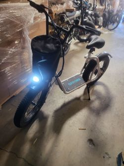 Caroma p3 Electric scooter