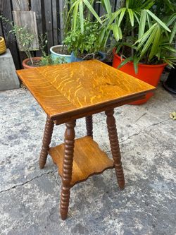 Vintage Antique Quarter Sawn Solid Oak Side Table