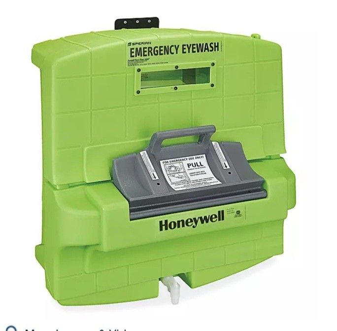 Honeywell Pureflow 1000 Eyewash Station