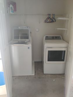 Like New Washer/Dryer For Sale