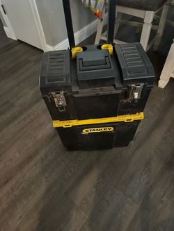 Stanley toolbox on wheels