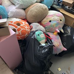 Giant Lot Of Squishmallows