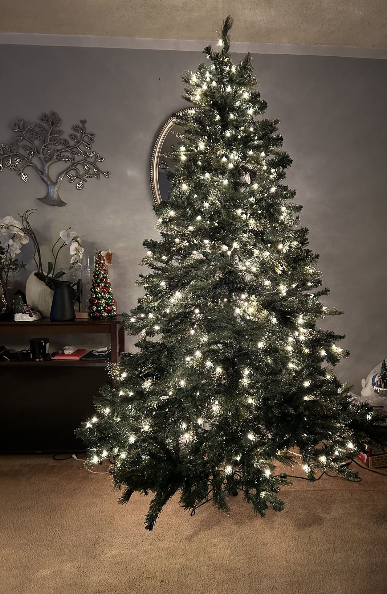Árbol Navideño ,7 1/2 Ft , $150
