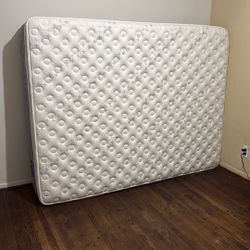 Queen Size Mattress 