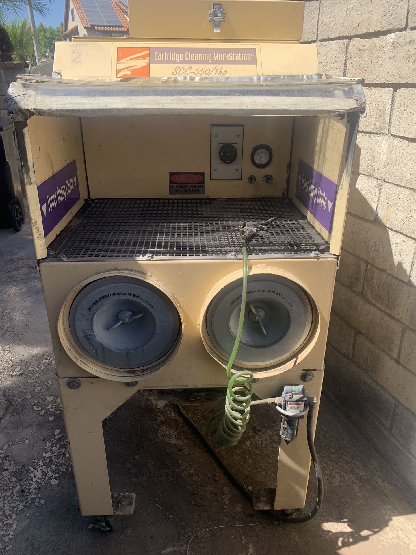 Toner Cartridge Cleaning Workstation