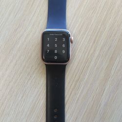 Apple Watch Series 5 40MM