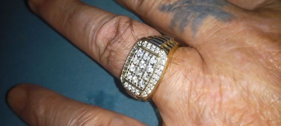 10 k diamond mans ring.