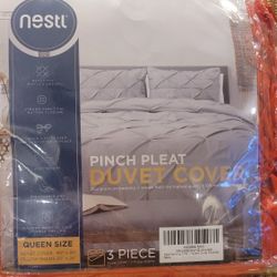 3 Piece Queen Pinch Pleated Duvet Cover