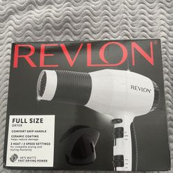 Brand New Revlon hair Dryer 