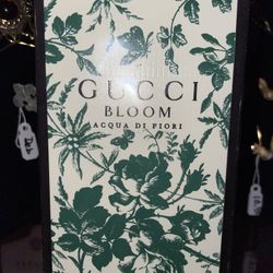 Beautiful Gucci Bloom  Perfume ... New... Never Opened... Large Size Bottle.... $85