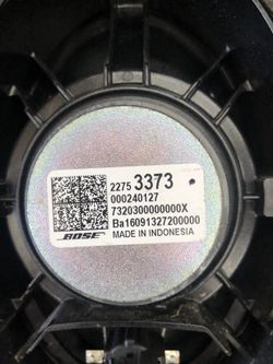 BOSE speakers 6.5 ans 9x9 OEM FIT in new nondition..