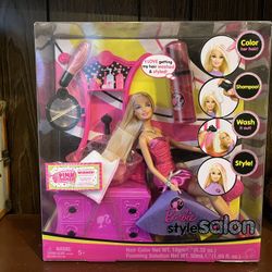 Barbie Style Salon Playset N6889! Brand New In Box!