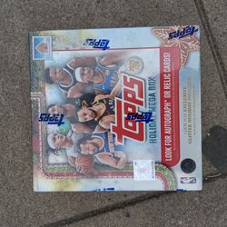 Tops Chrome Mega Box Basketball