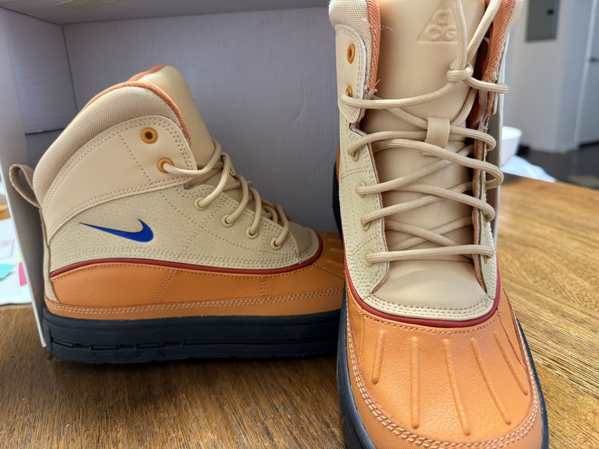 Nike Woodside Orange Nike acg Boots 
