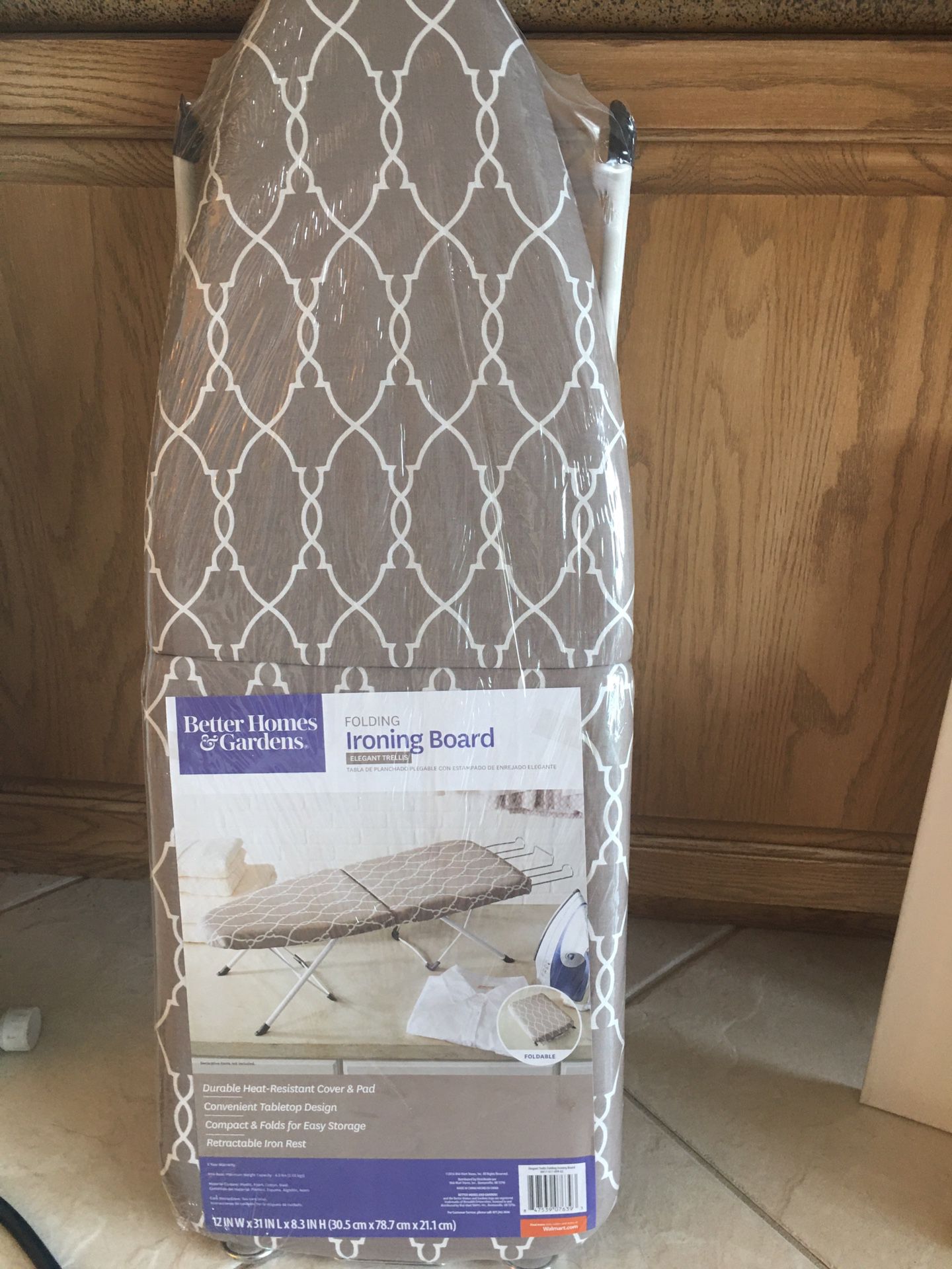 New Home and Gardens foldable ironing board