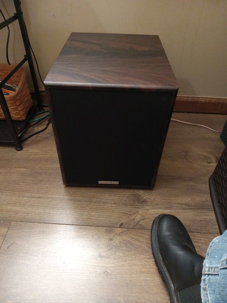 8 Inch Rockville Rock Shaker