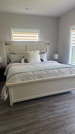 Modern Farmhouse Bedroom Set & Free 55 inch Samsung Smart TV