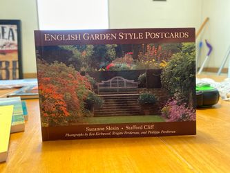 English Garden Style 22 Postcards Book by Suzanne Slesin (1992) Pub.
