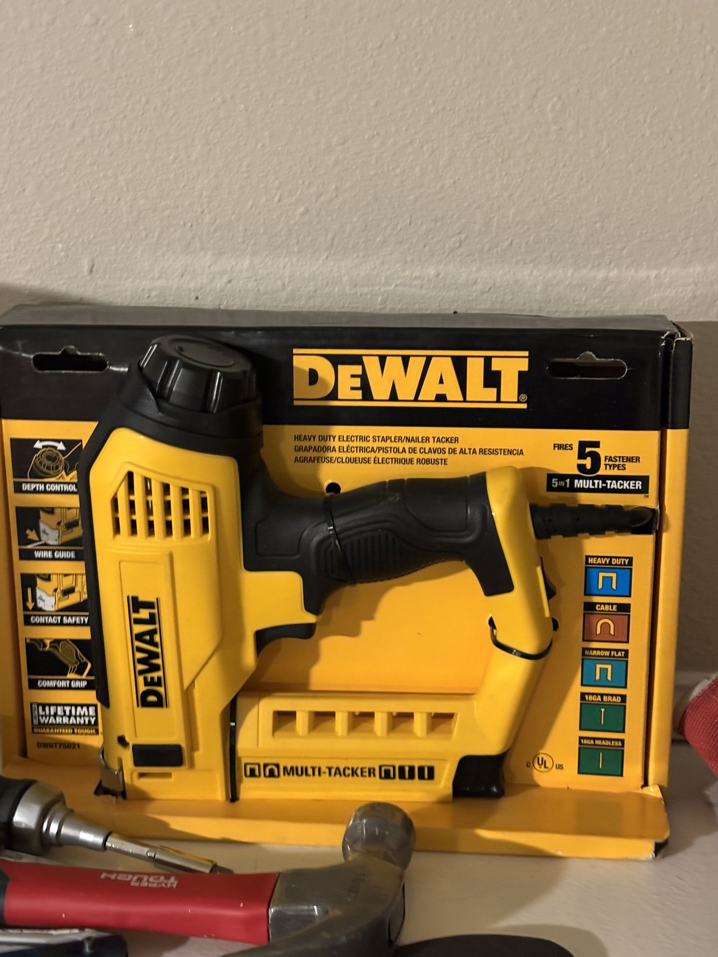 Dewalt Stapler/nailer Combo 
