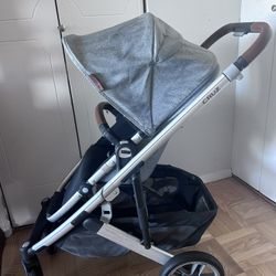 Uppababy Cruz V2 Stroller and Accessories Bundle- Excellent Condition