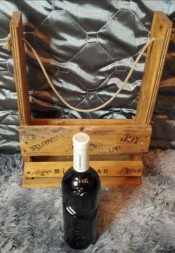 Rustic Wooden Wine Carrier with Rope Handle